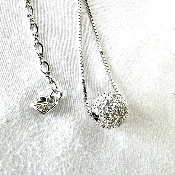 SWAROVSKI necklace crystal charm pendant❤️ - Picture 4 of 6